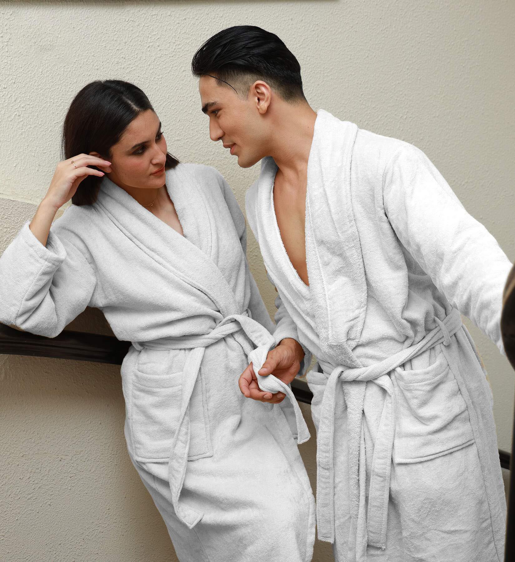 Granada 100% Egyptian Cotton Unisex Velour Bath Robe