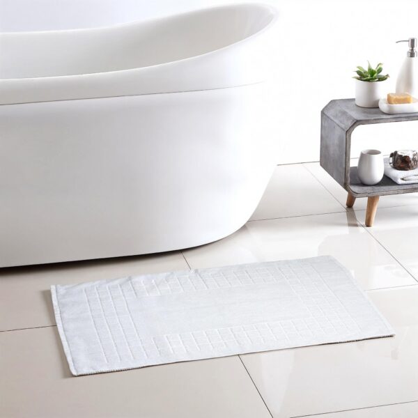Checkerboard 100% Egyptian Cotton Bath Mat - Image 3
