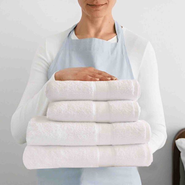 Andalusia Diamond Towel 600 GSM - Image 3